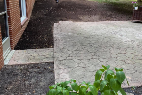 Premium Lawn & Landscaping